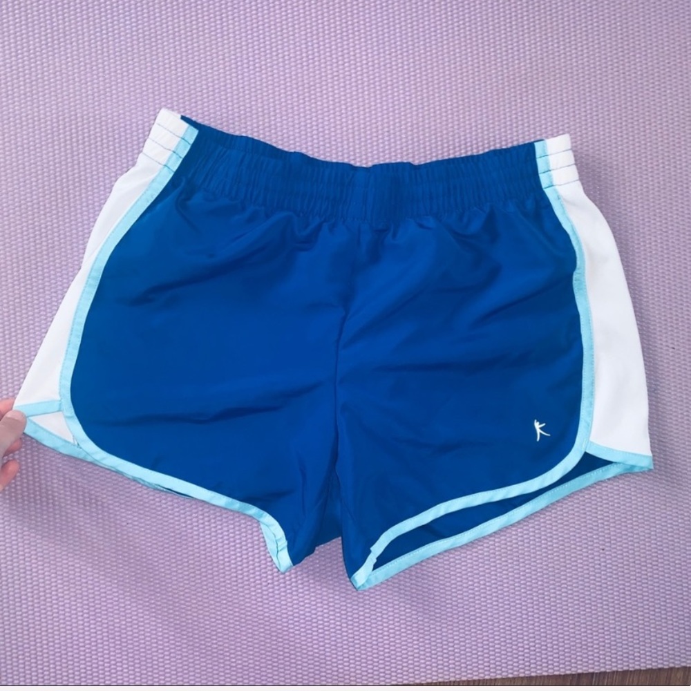 Adjustable waist fitness shorts💙🦋✨